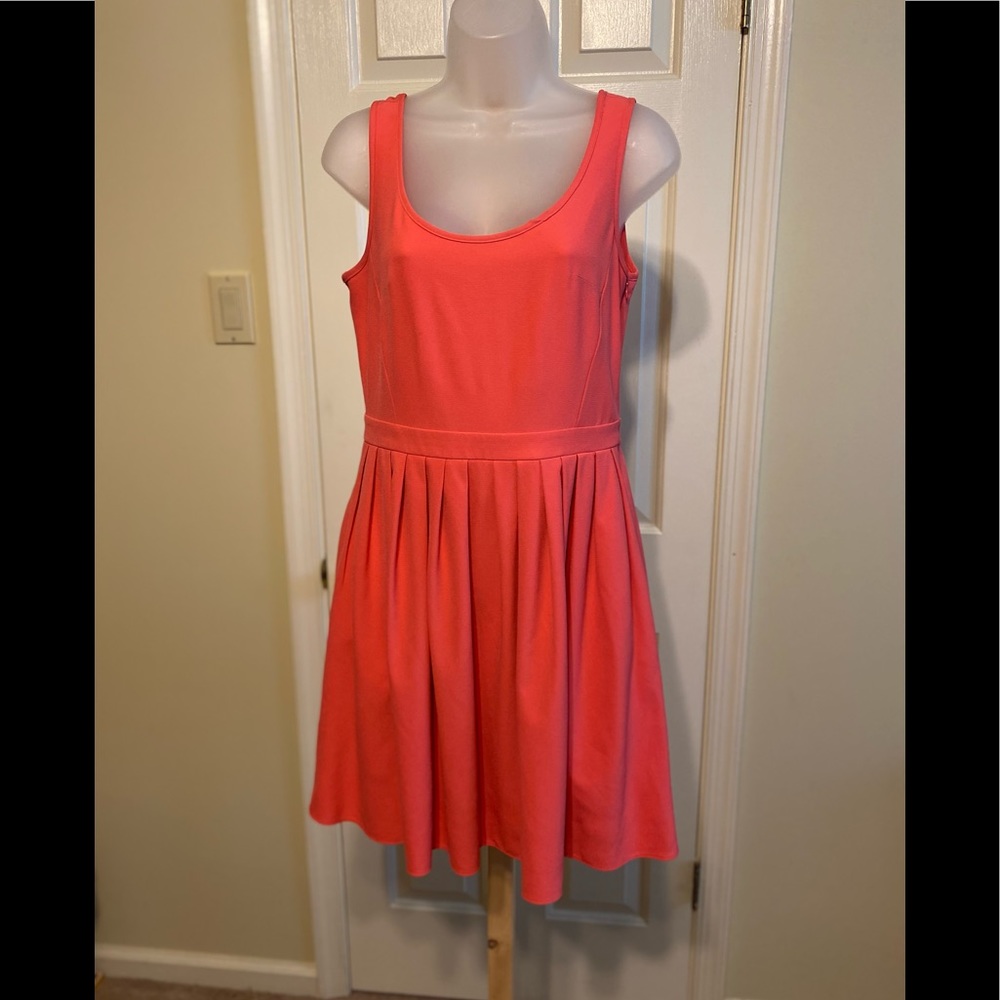 Alex & Alex - Woman’s peach color sleeveless mini dress, Size: 6